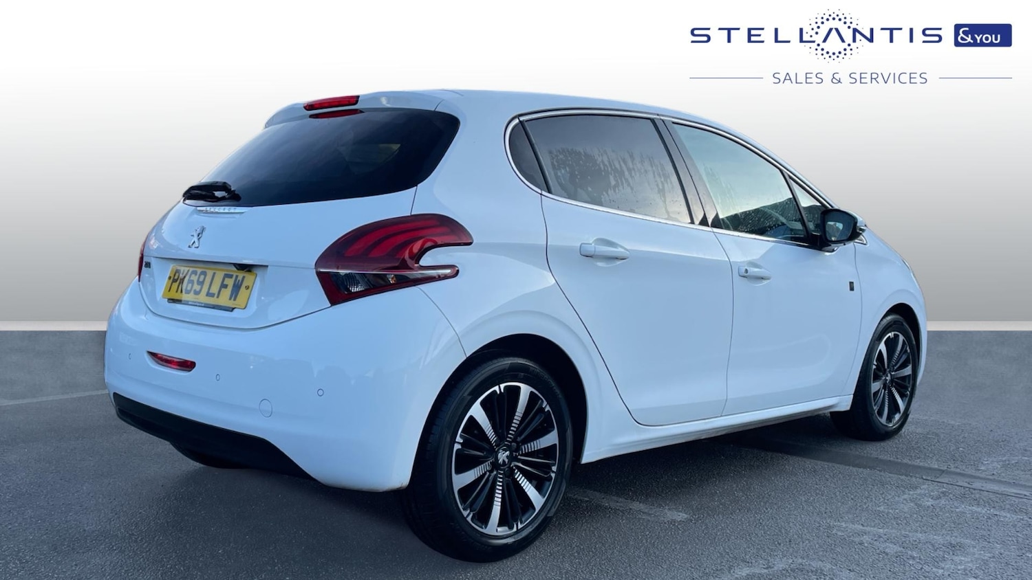 Used Peugeot 208 2019 for sale - 76977338: Photo 3
