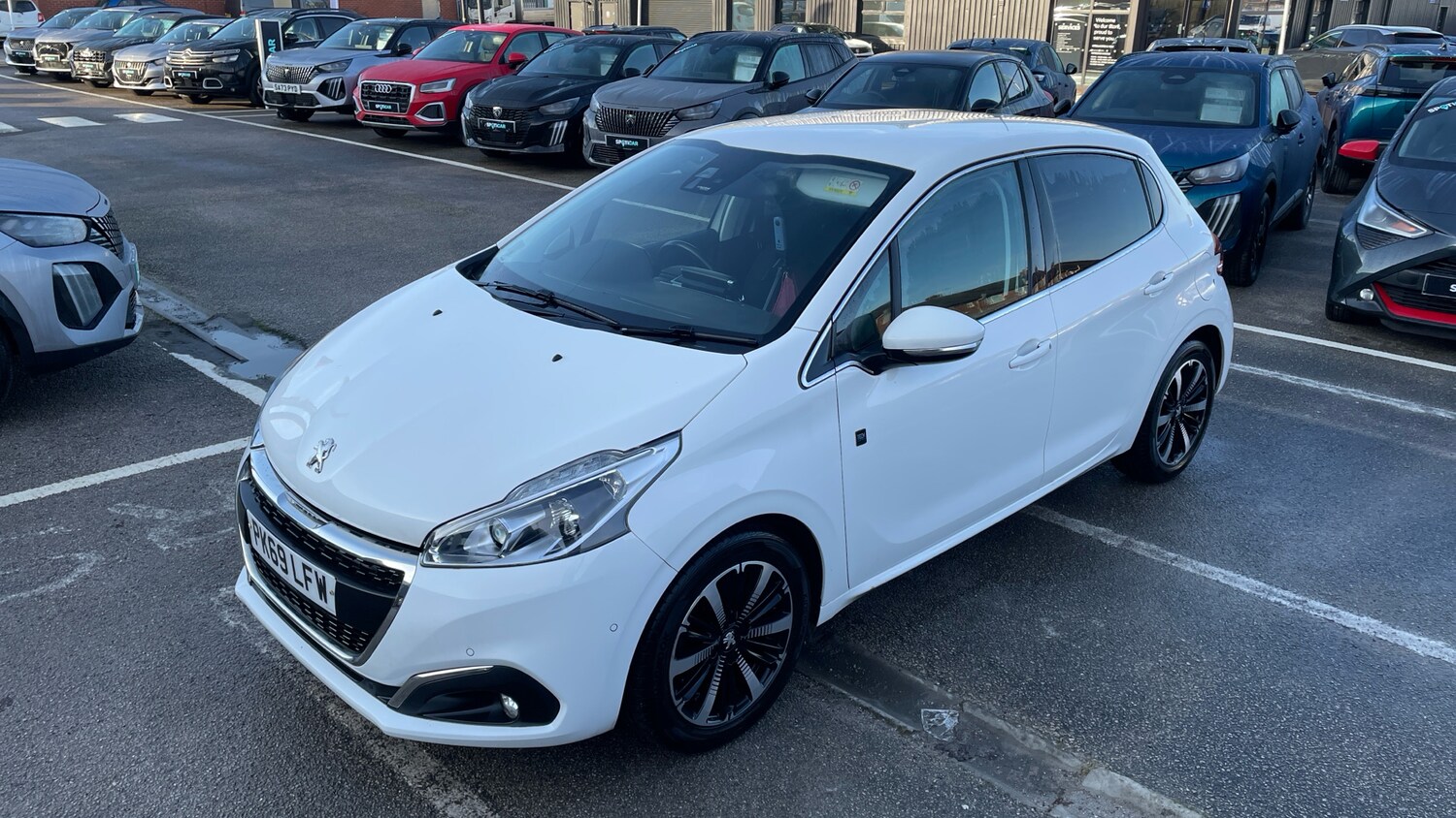 Used Peugeot 208 2019 for sale - 76977338: Photo 51