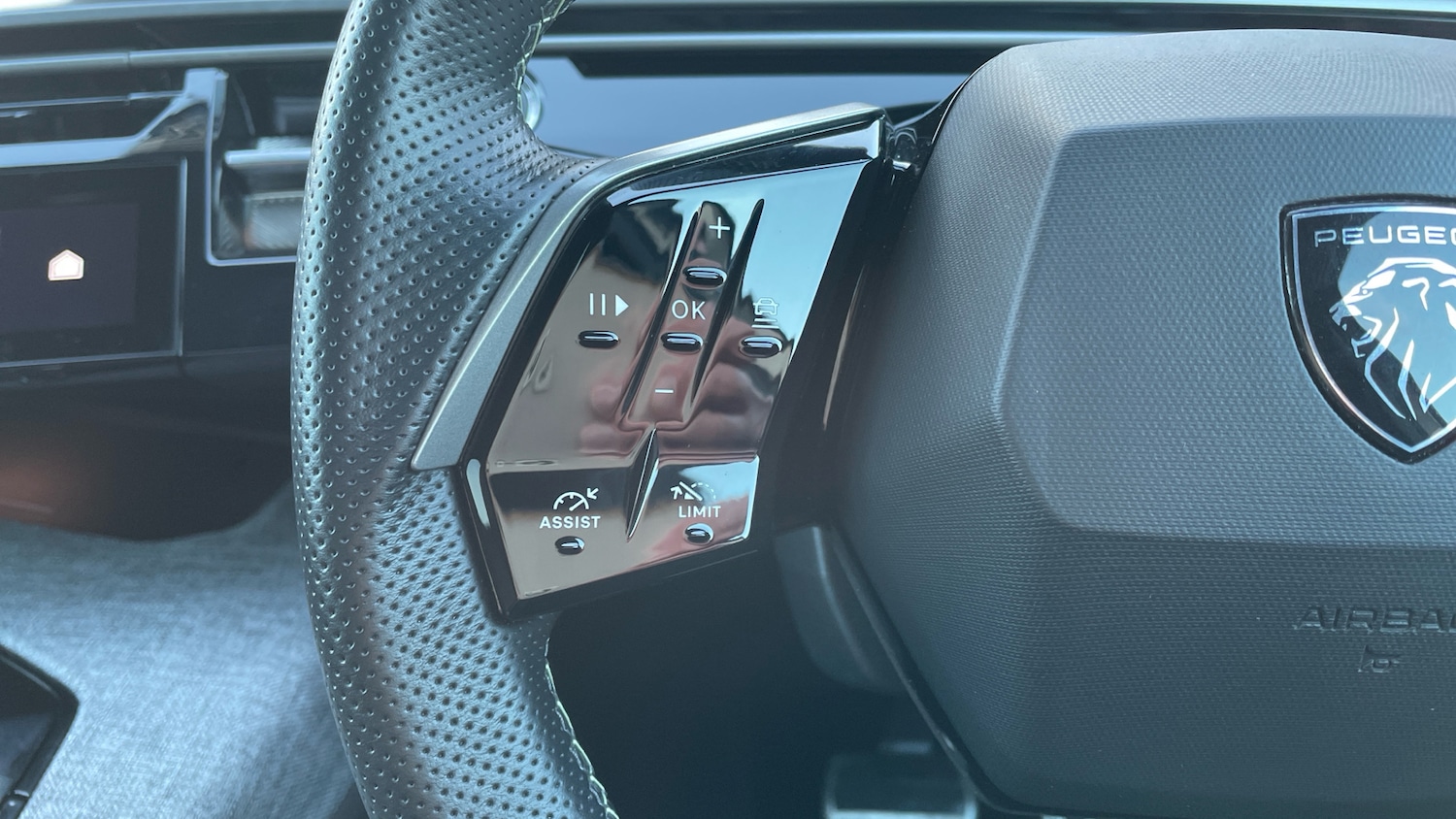 Used Peugeot 3008 2025 for sale - 77292649: Photo 24