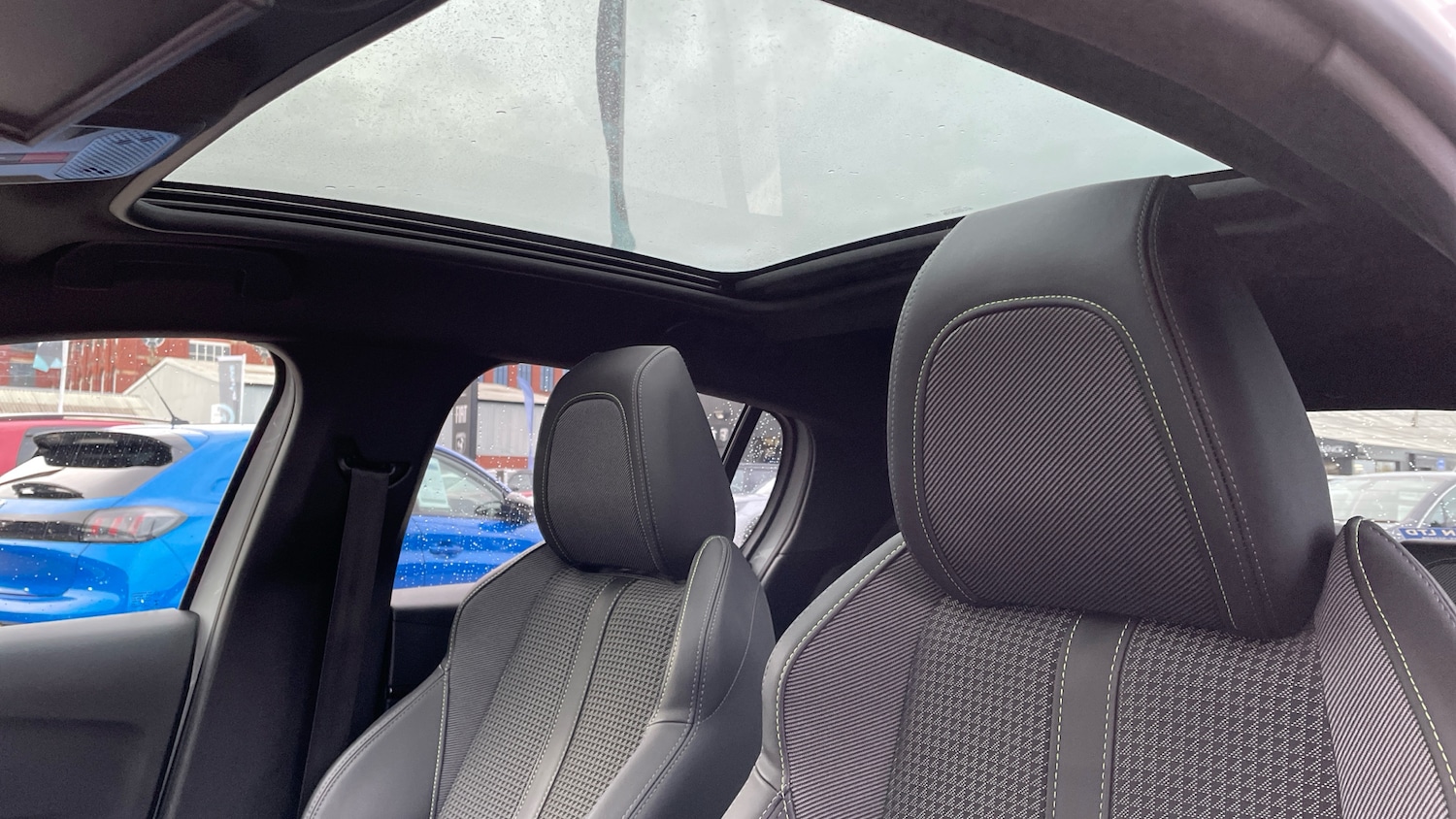 Used Peugeot 208 2022 for sale - 76372201: Photo 21