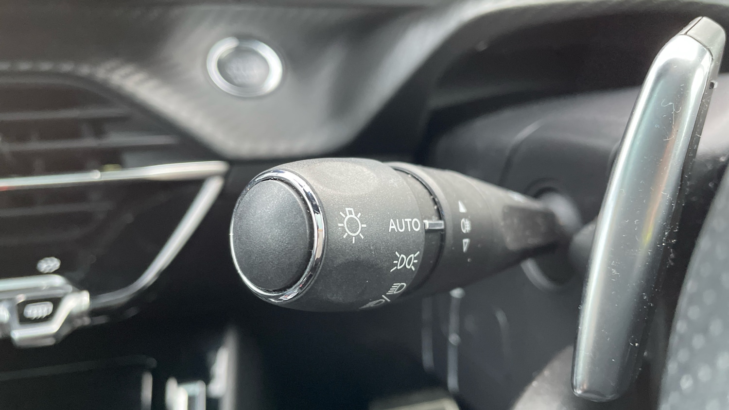 Used Peugeot 208 2022 for sale - 76372201: Photo 27