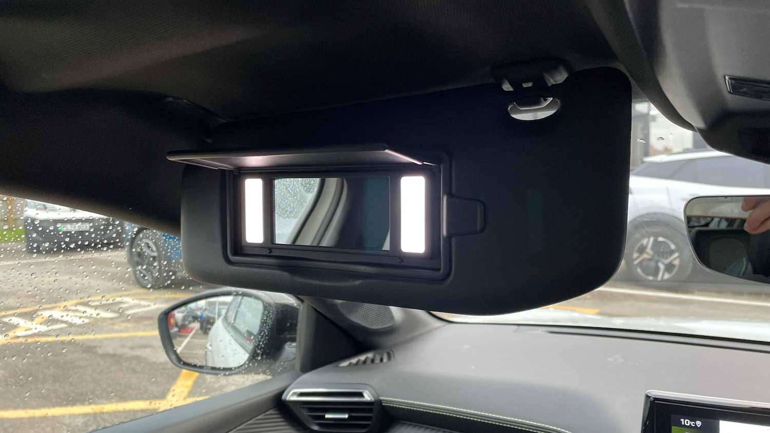 Used Peugeot 208 2022 for sale - 76372201: Photo 36