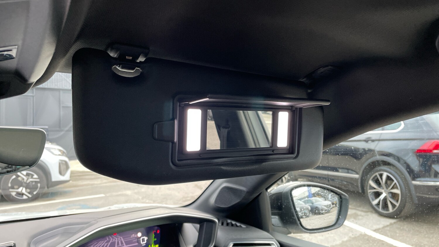 Used Peugeot 208 2022 for sale - 76372201: Photo 38