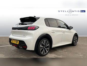 Used Peugeot 208 2022 for sale - 76372201: Photo