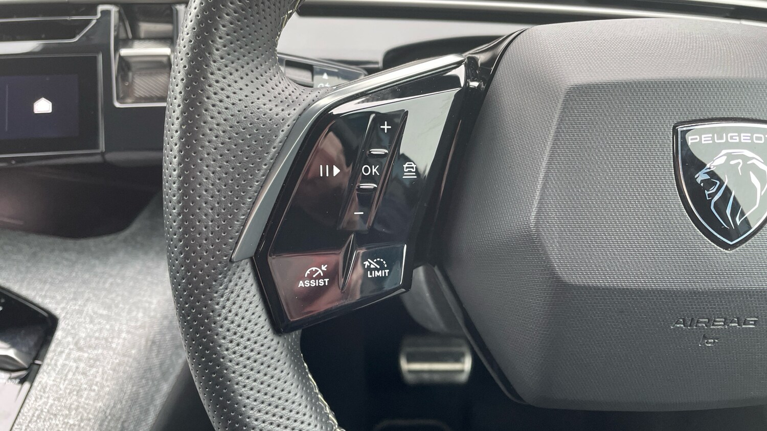Used Peugeot 3008 2024 for sale - 77470180: Photo 23
