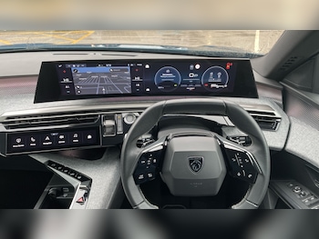 Used Peugeot 3008 2024 for sale - 77470180: Photo