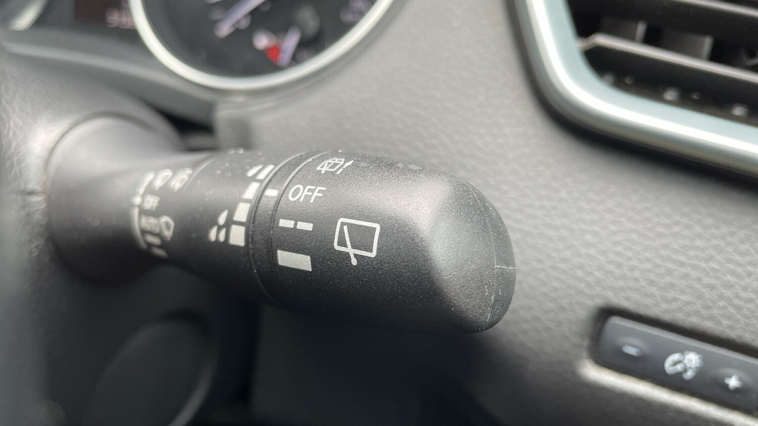 Used Nissan Qashqai 2018 for sale - 76216472: Photo 28