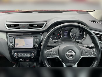 Used Nissan Qashqai 2018 for sale - 76216472: Photo
