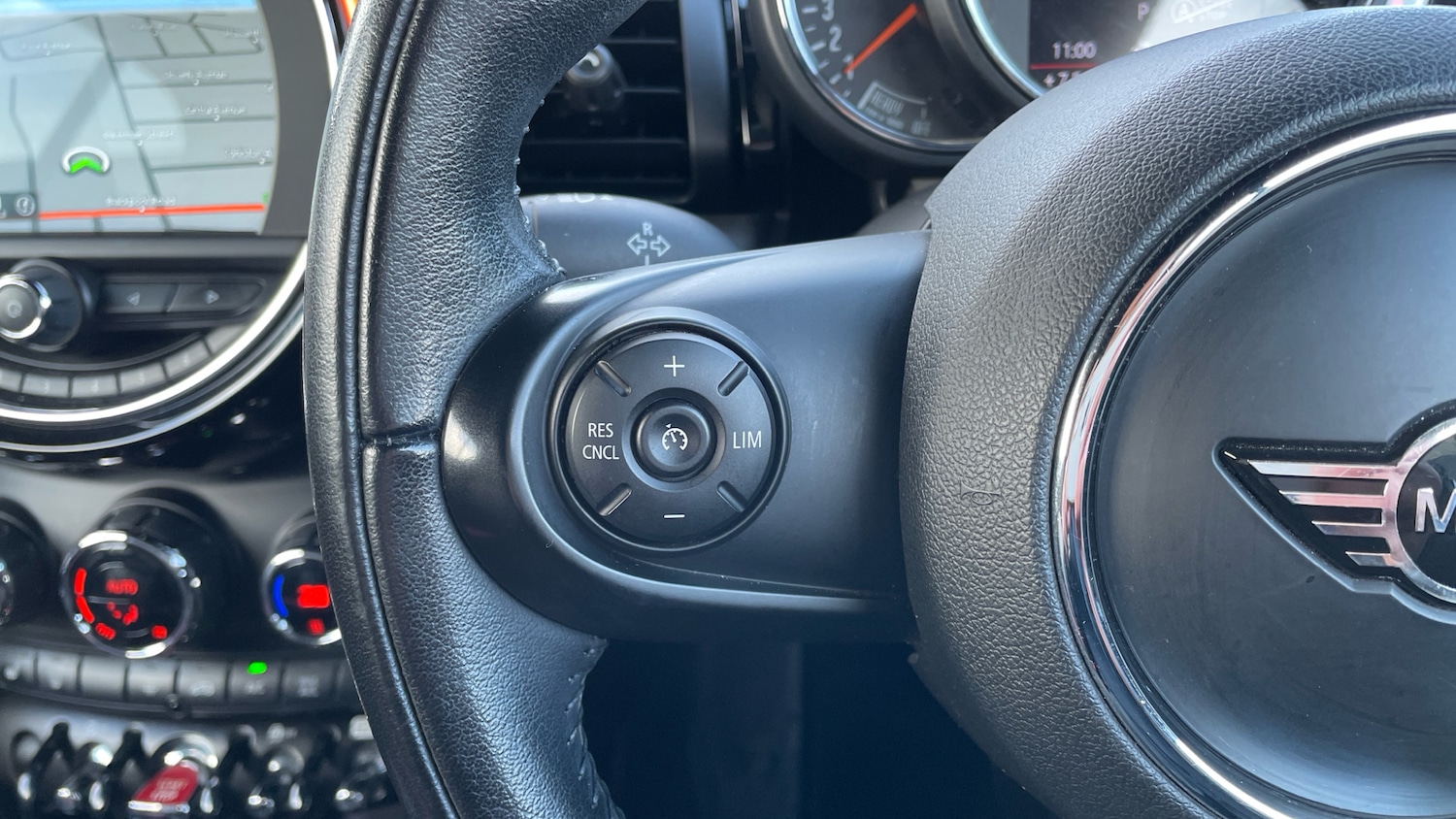 Used MINI Convertible 2018 for sale - 76744060: Photo 24