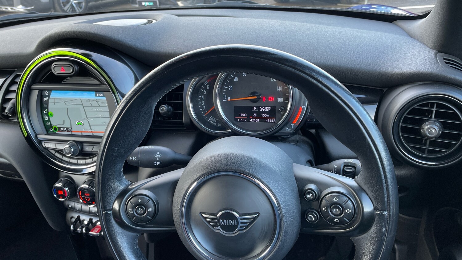 Used MINI Convertible 2018 for sale - 76744060: Photo 29