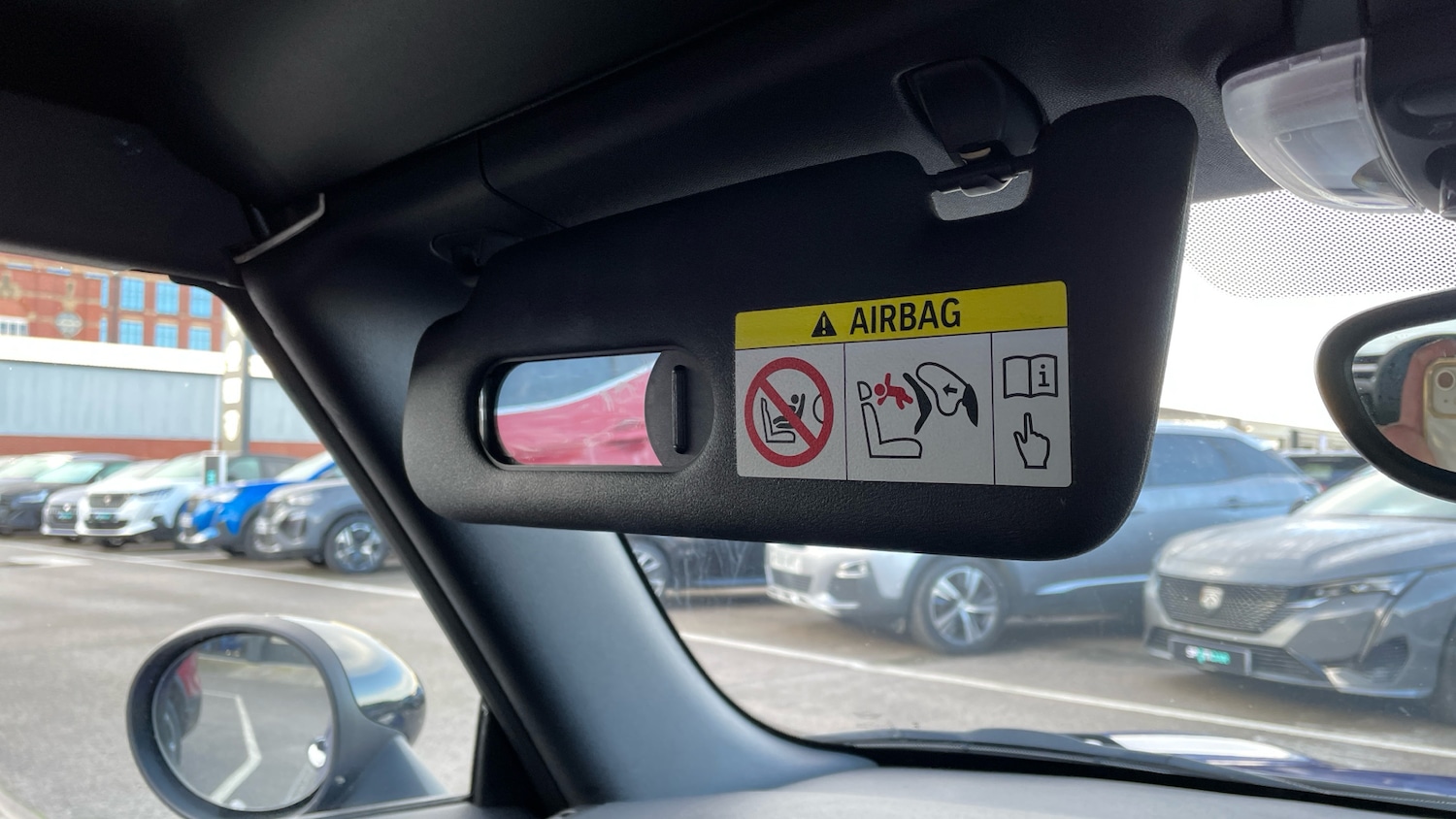 Used MINI Convertible 2018 for sale - 76744060: Photo 37