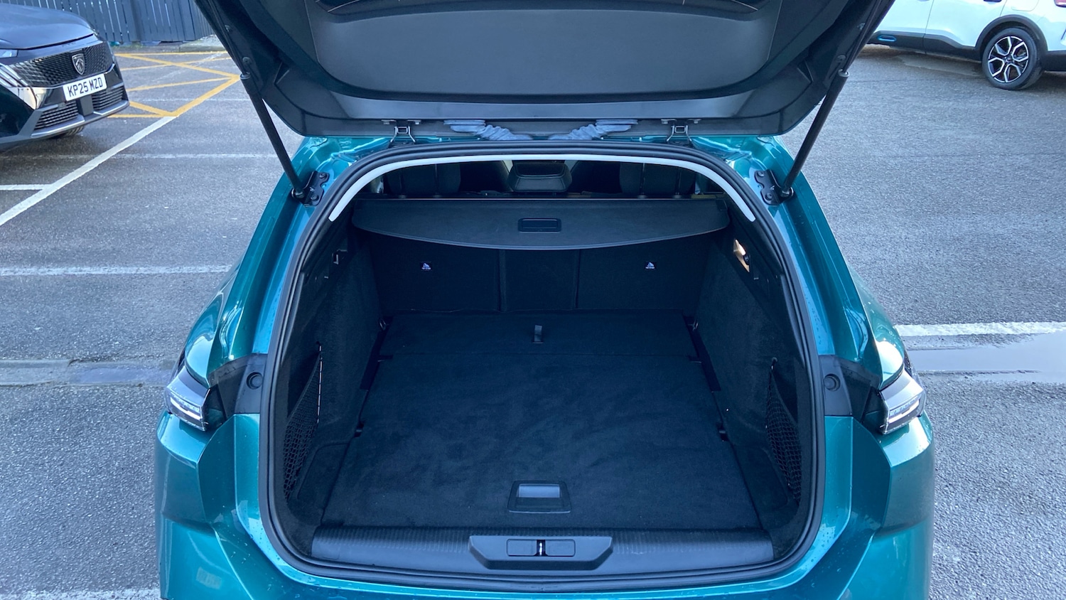 Used Peugeot 308 2022 for sale - 77292681: Photo 20