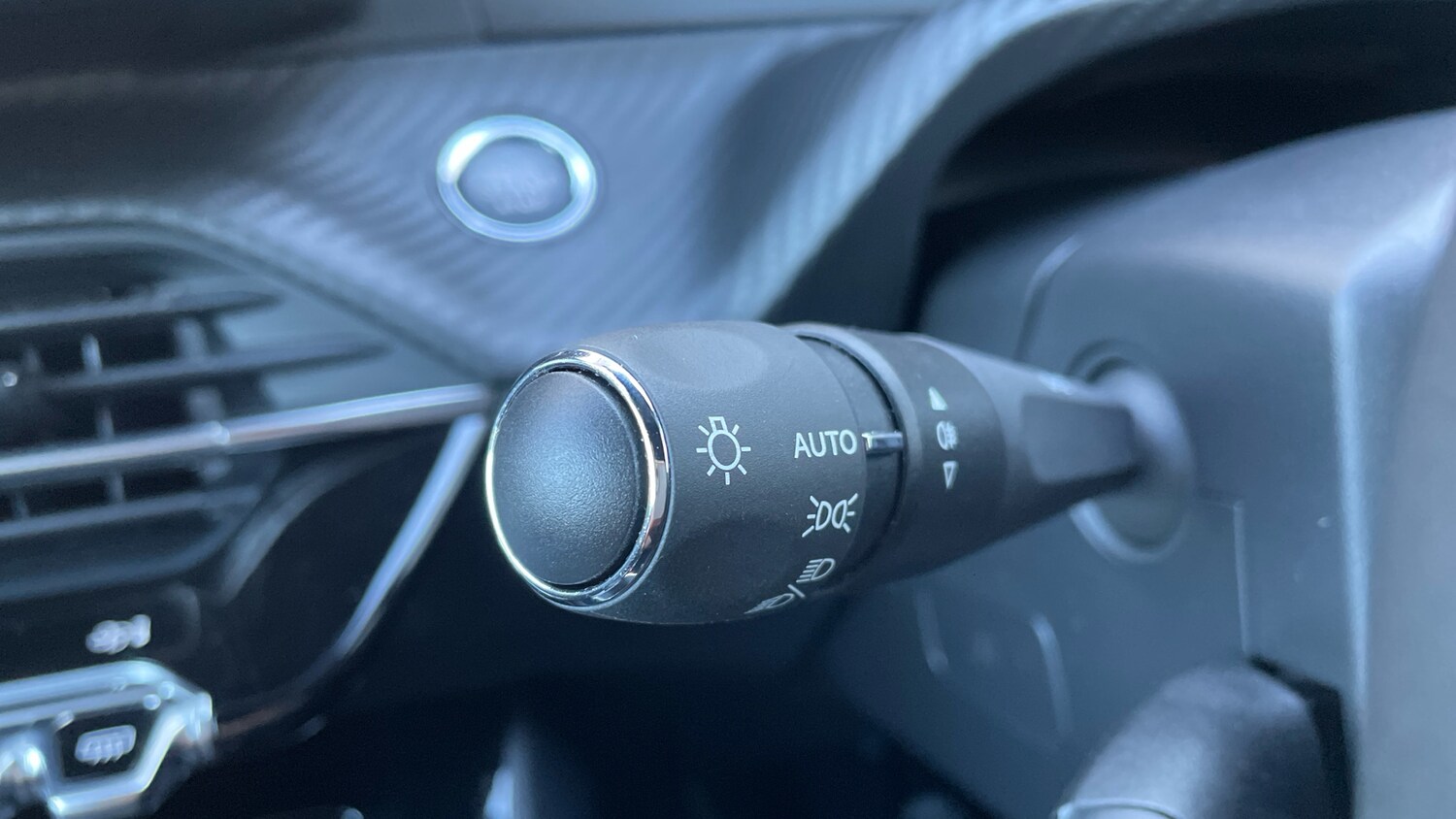 Used Peugeot 2008 2024 for sale - 76014540: Photo 27