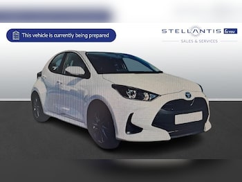 Used Toyota Yaris 2023 for sale - 78462861: Photo