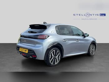 Used Peugeot 208 2025 for sale - 79699511: Photo