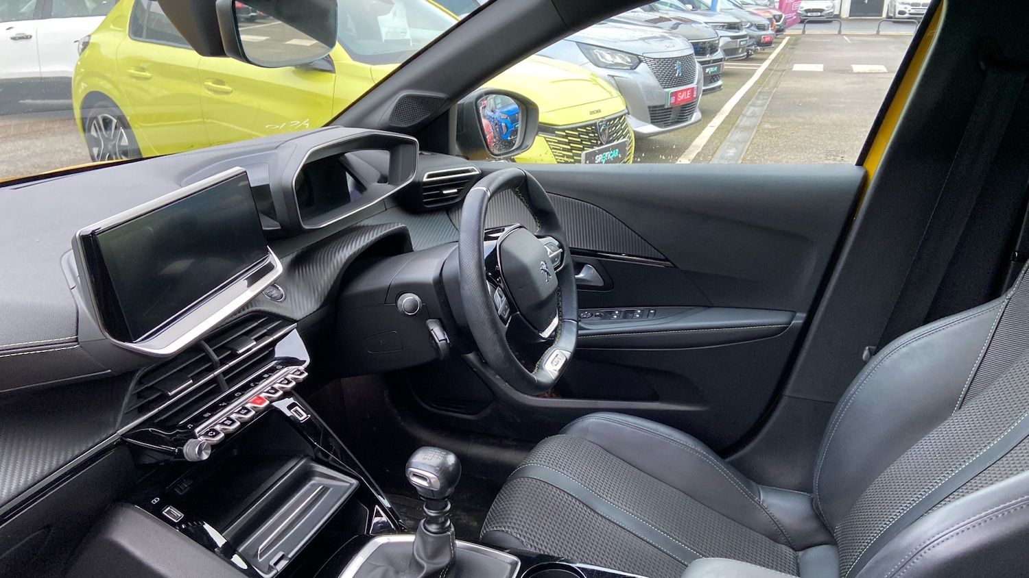 Used Peugeot 208 2022 for sale - 77292648: Photo 21