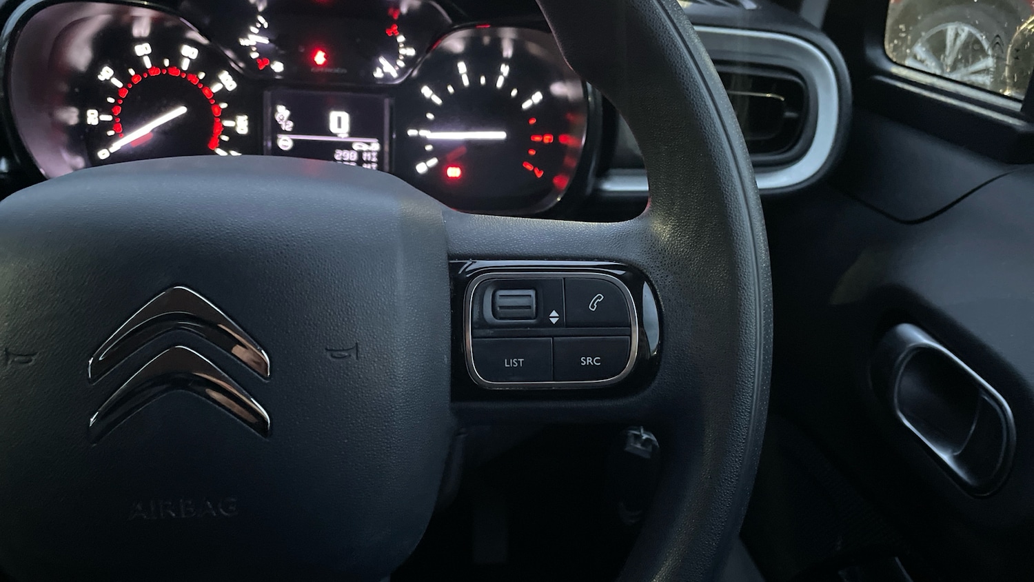 Used Citroen C3 2019 for sale - 76825722: Photo 24