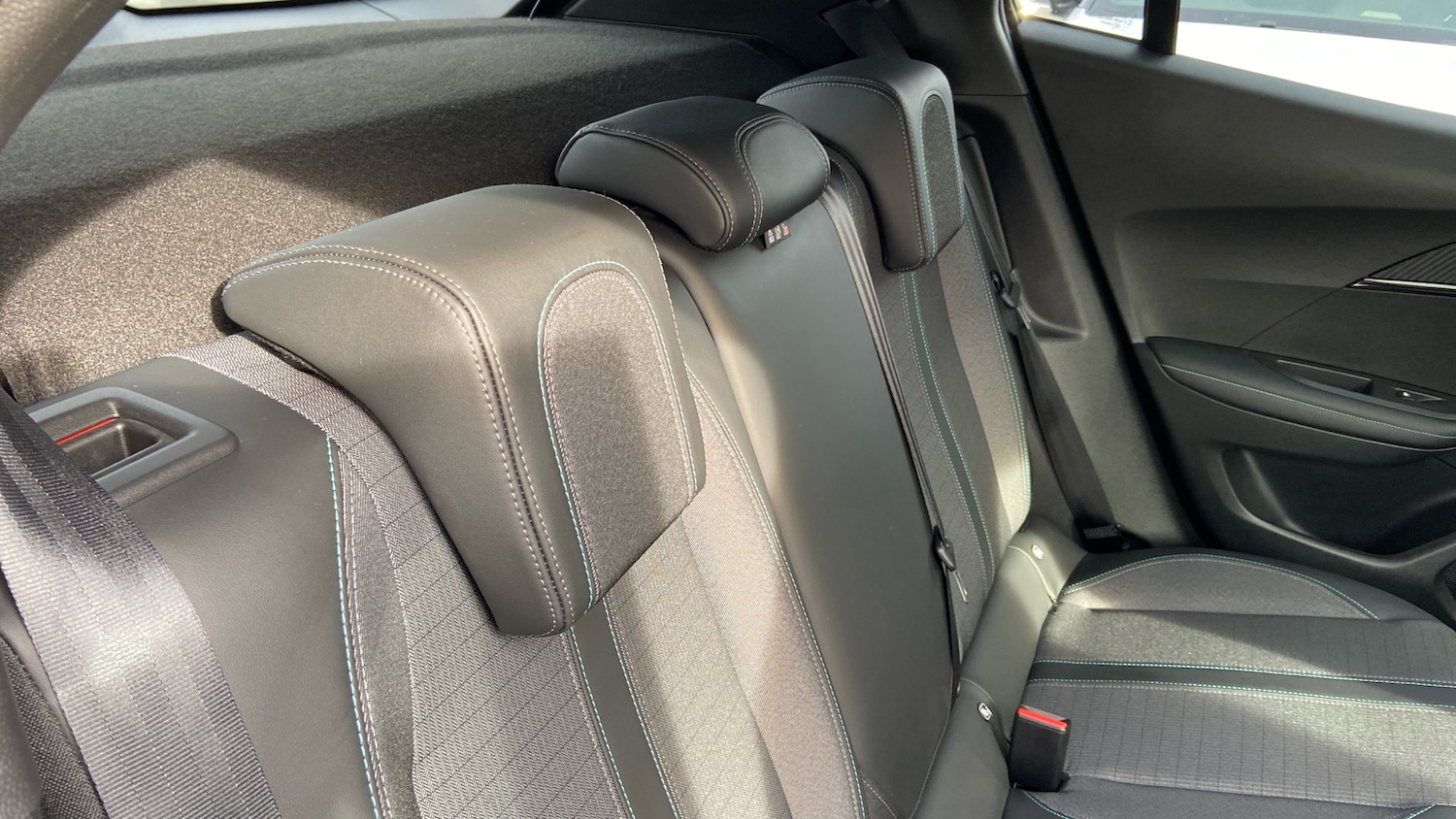 Used Peugeot 2008 2021 for sale - 77647419: Photo 33