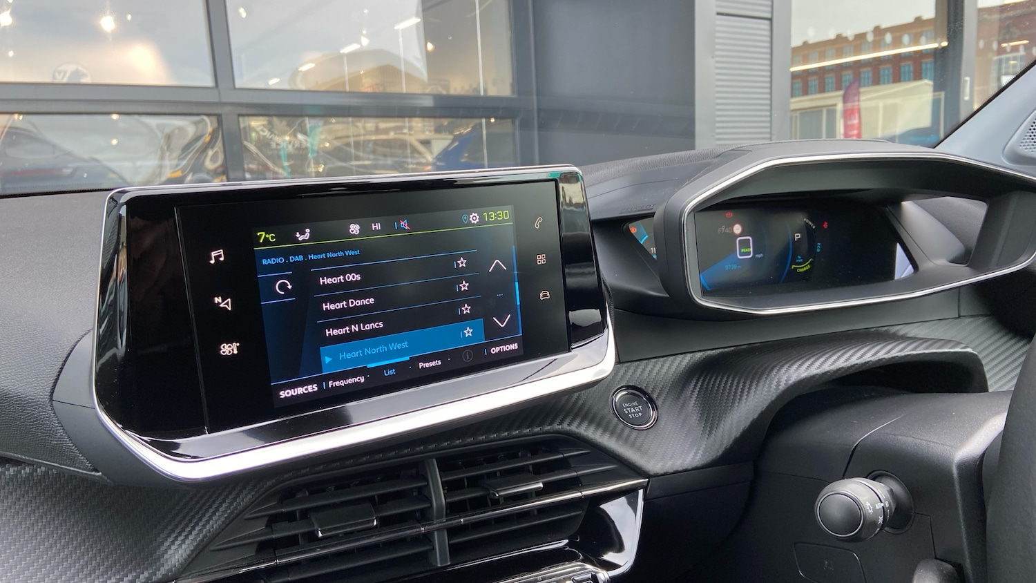 Used Peugeot 2008 2021 for sale - 77647419: Photo 34