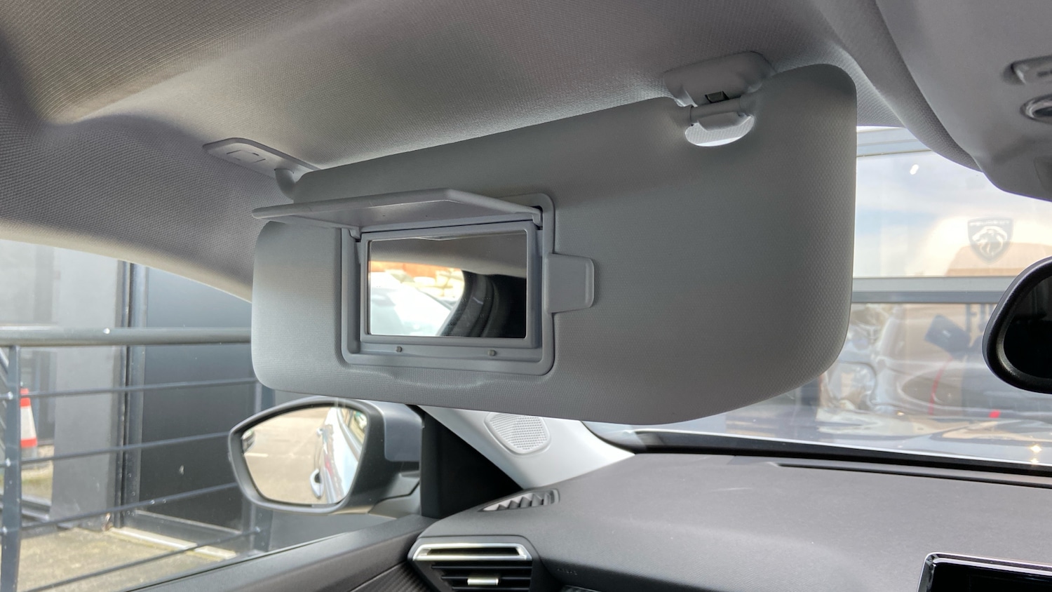 Used Peugeot 2008 2021 for sale - 77647419: Photo 36