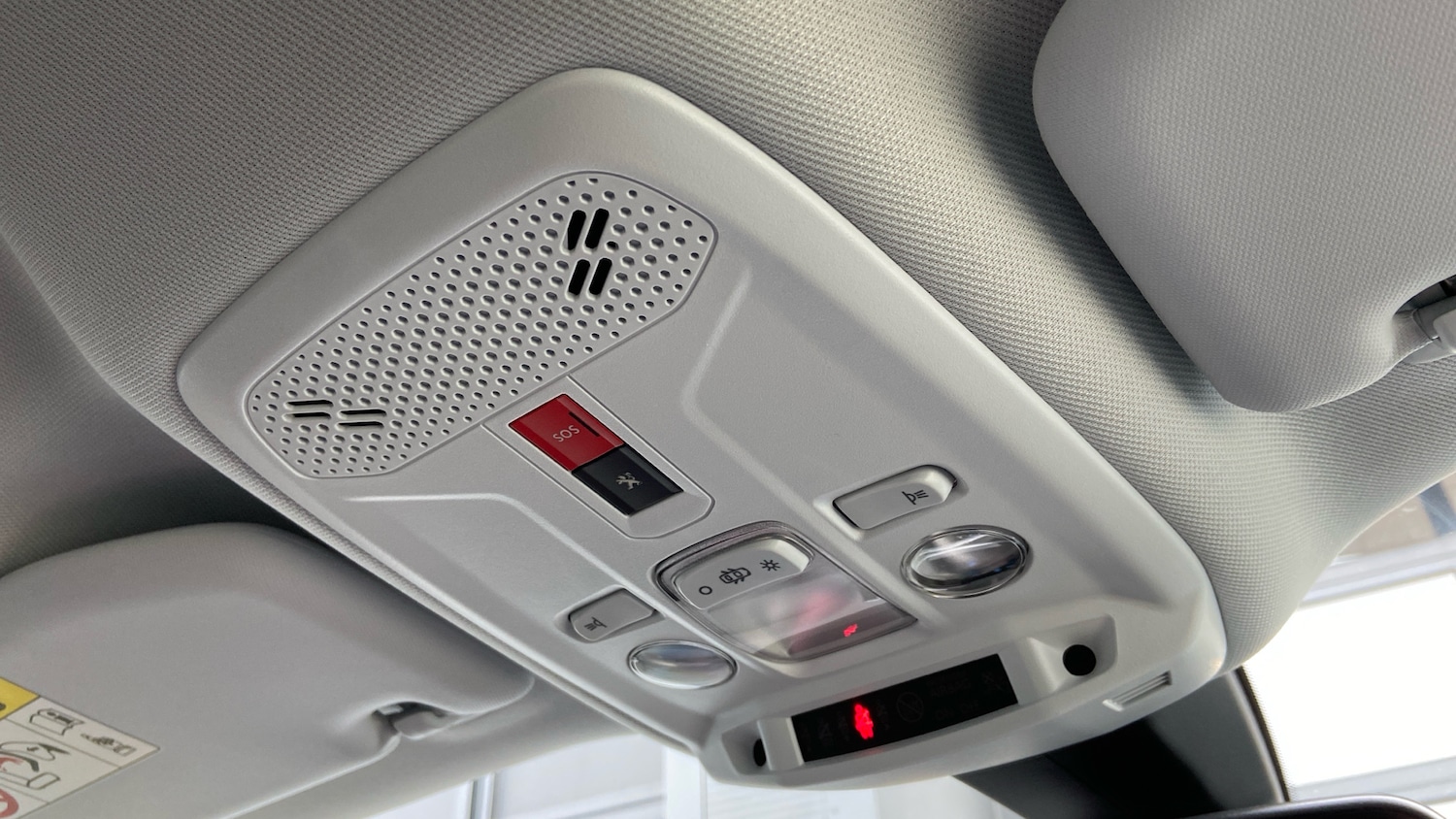 Used Peugeot 2008 2021 for sale - 77647419: Photo 39