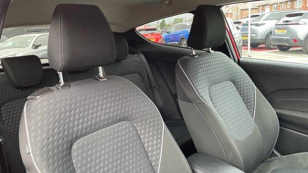 Used Ford Fiesta 2018 for sale - 76190360: Photo 42