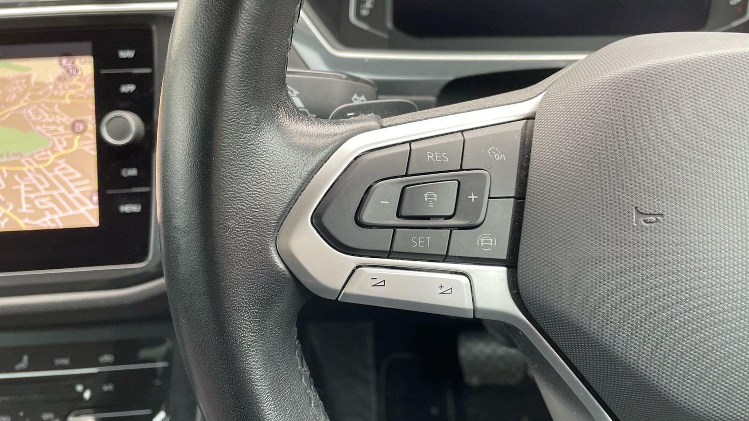 Used Volkswagen Tiguan 2021 for sale - 77941331: Photo 23