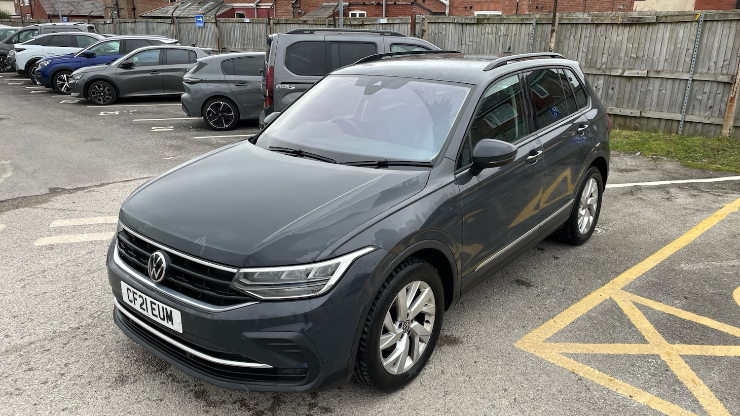 Used Volkswagen Tiguan 2021 for sale - 77941331: Photo 51