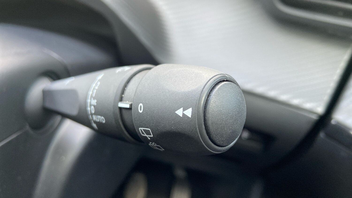 Used Peugeot 2008 2024 for sale - 76095578: Photo 28