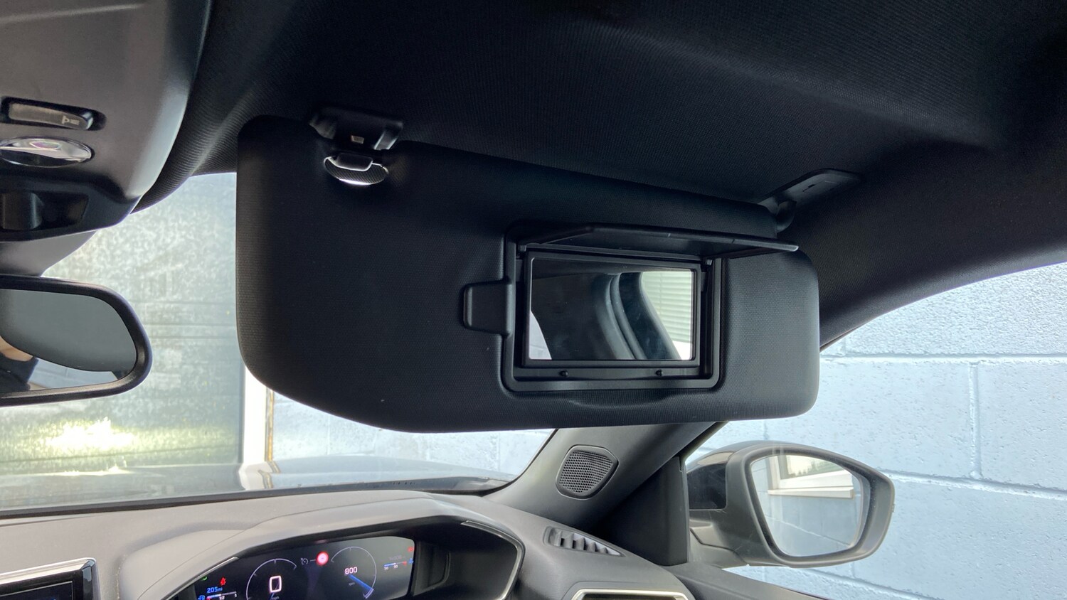 Used Peugeot 2008 2024 for sale - 76095578: Photo 38