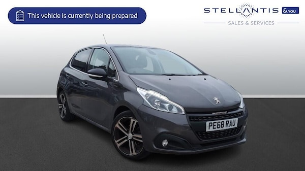 Used Peugeot 208 2018 for sale - 76248398: Photo 1