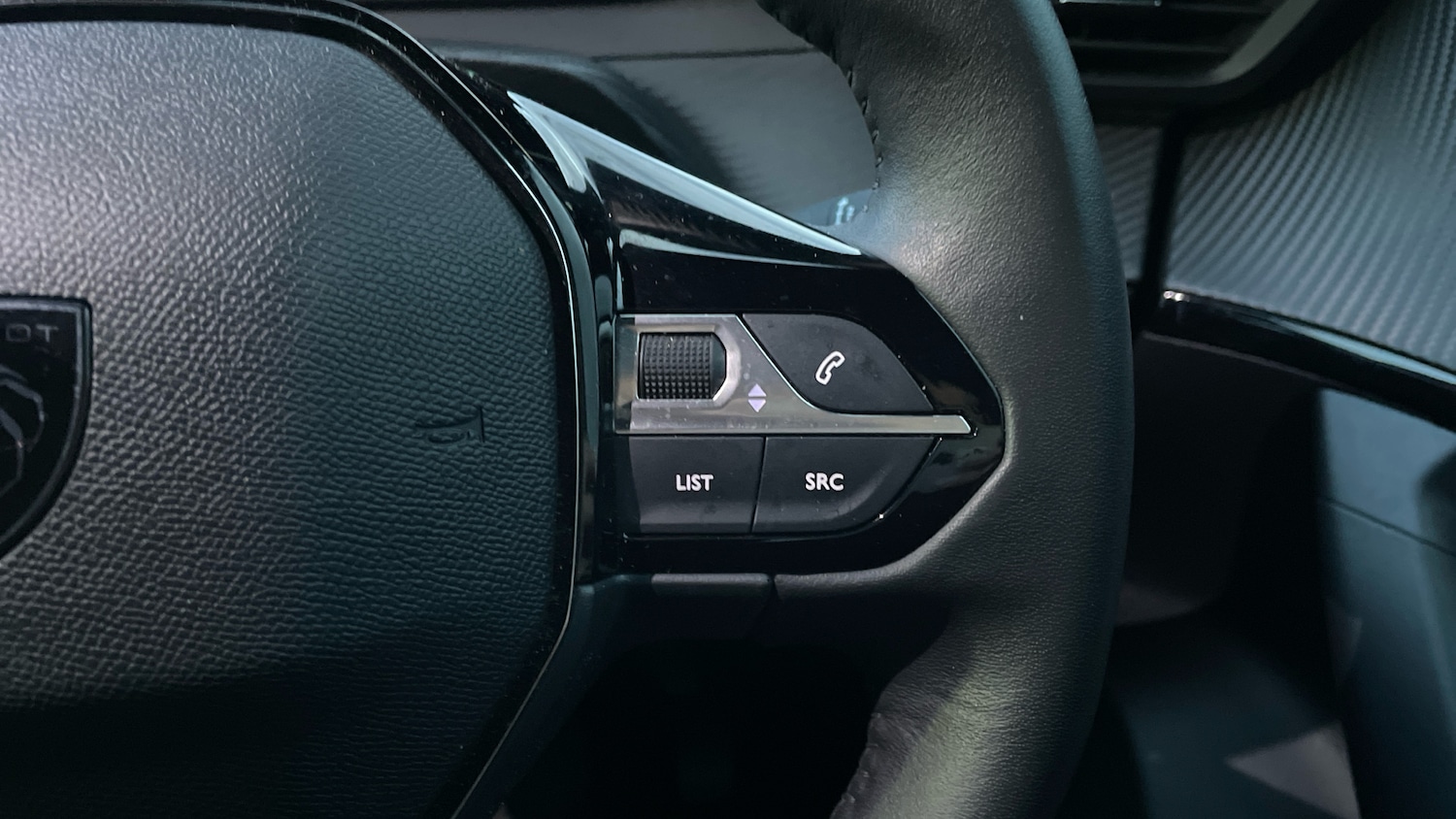 Used Peugeot 2008 2024 for sale - 76621400: Photo 24