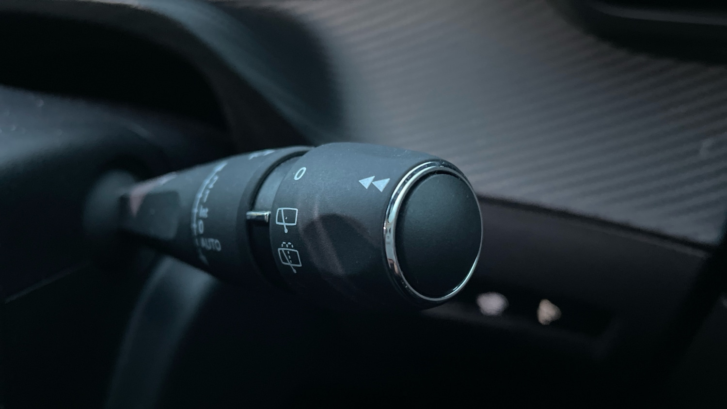 Used Peugeot 2008 2024 for sale - 76621400: Photo 28