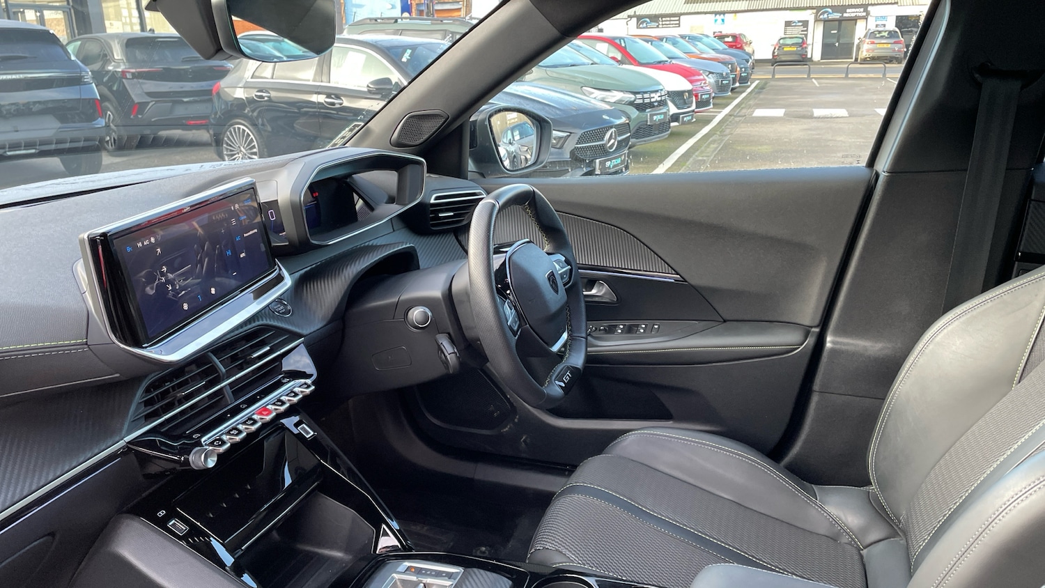 Used Peugeot 2008 2024 for sale - 76914363: Photo 20