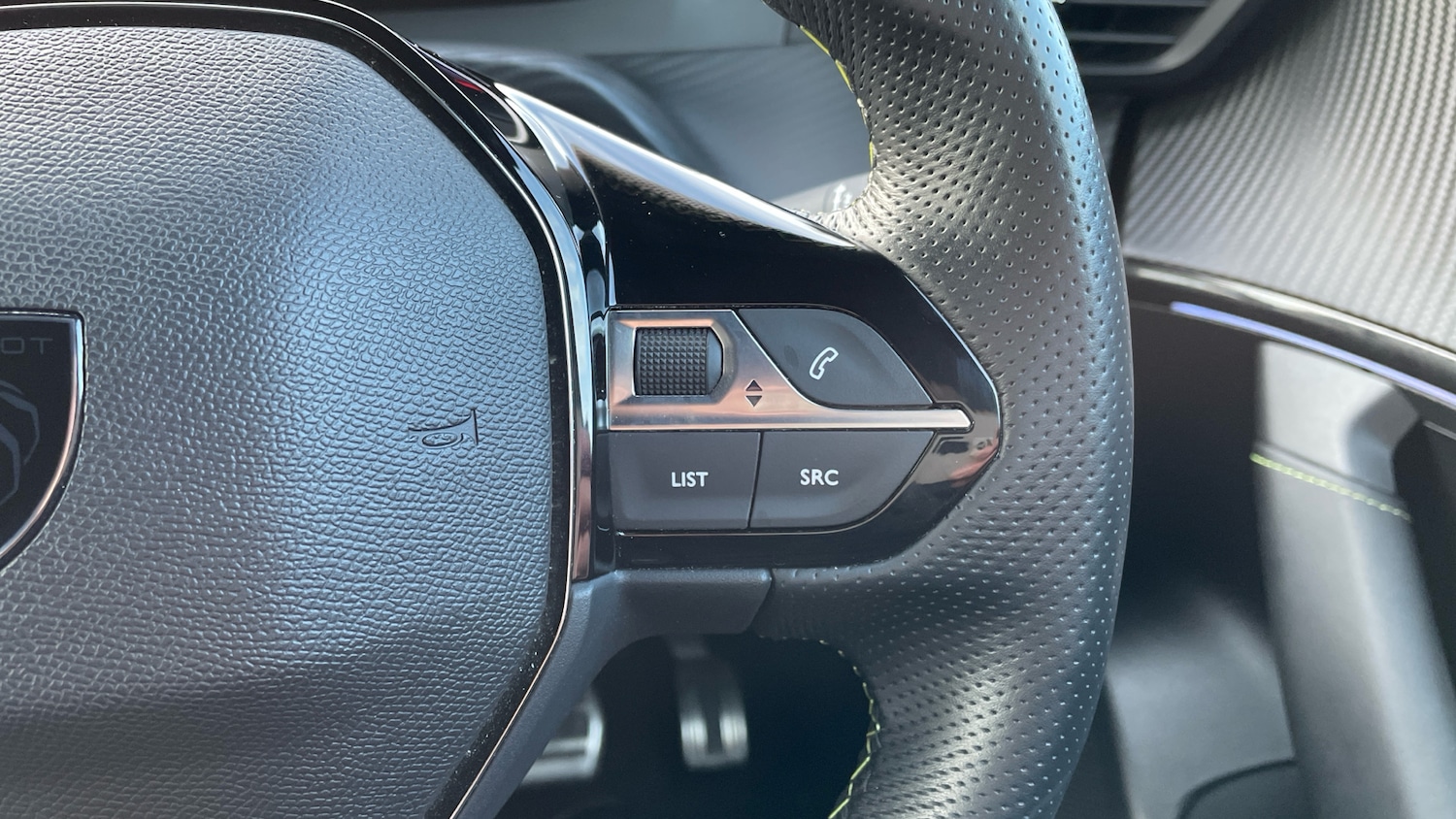 Used Peugeot 2008 2024 for sale - 76914363: Photo 24