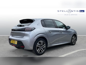 Used Peugeot 208 2023 for sale - 75812184: Photo