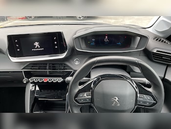 Used Peugeot 208 2023 for sale - 75812184: Photo