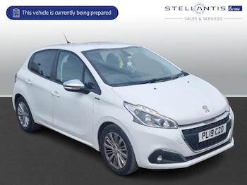 Used Peugeot 208 2019 for sale - 77684928: Photo
