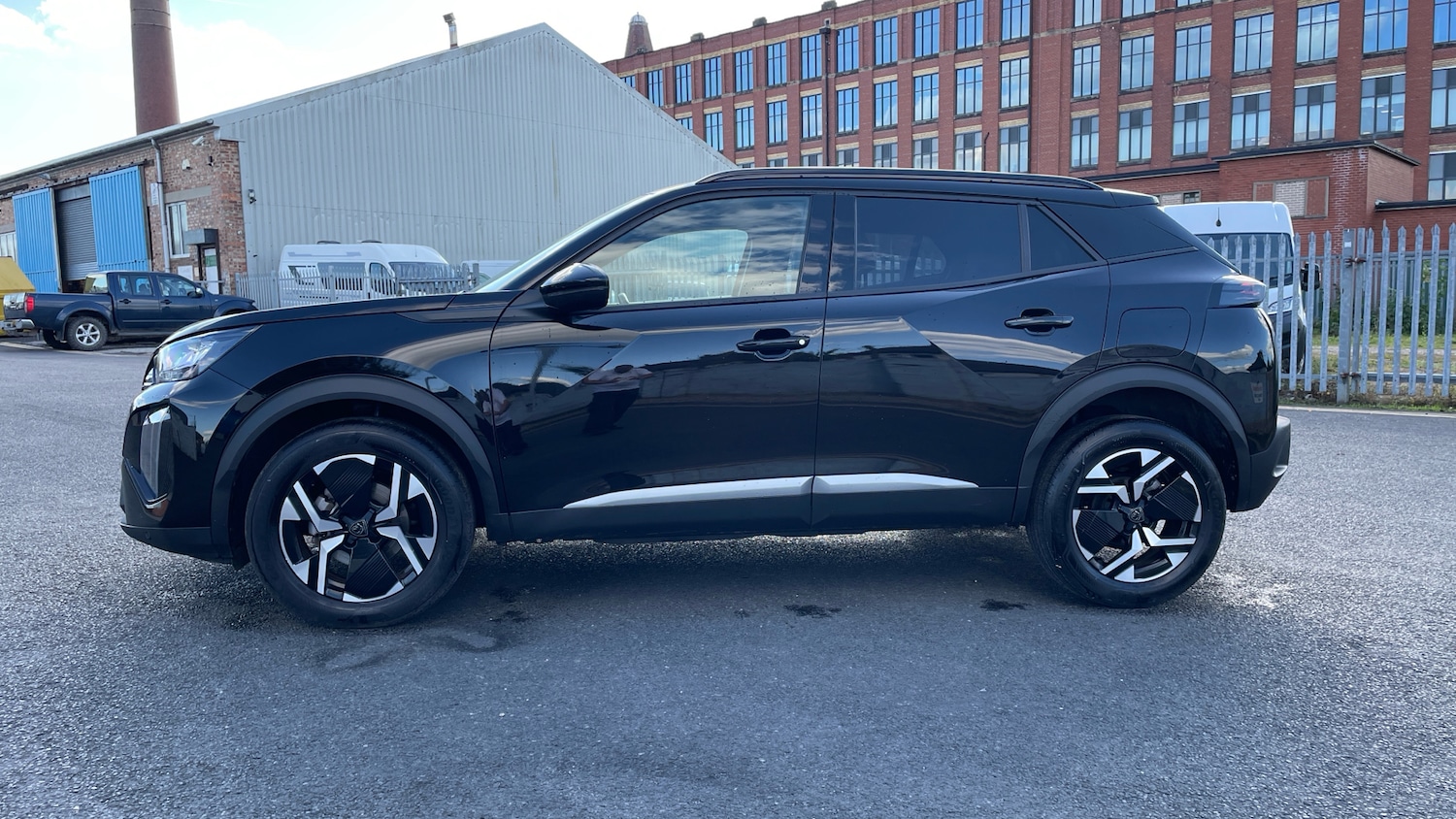 Used Peugeot 2008 2024 for sale - 76033048: Photo 6