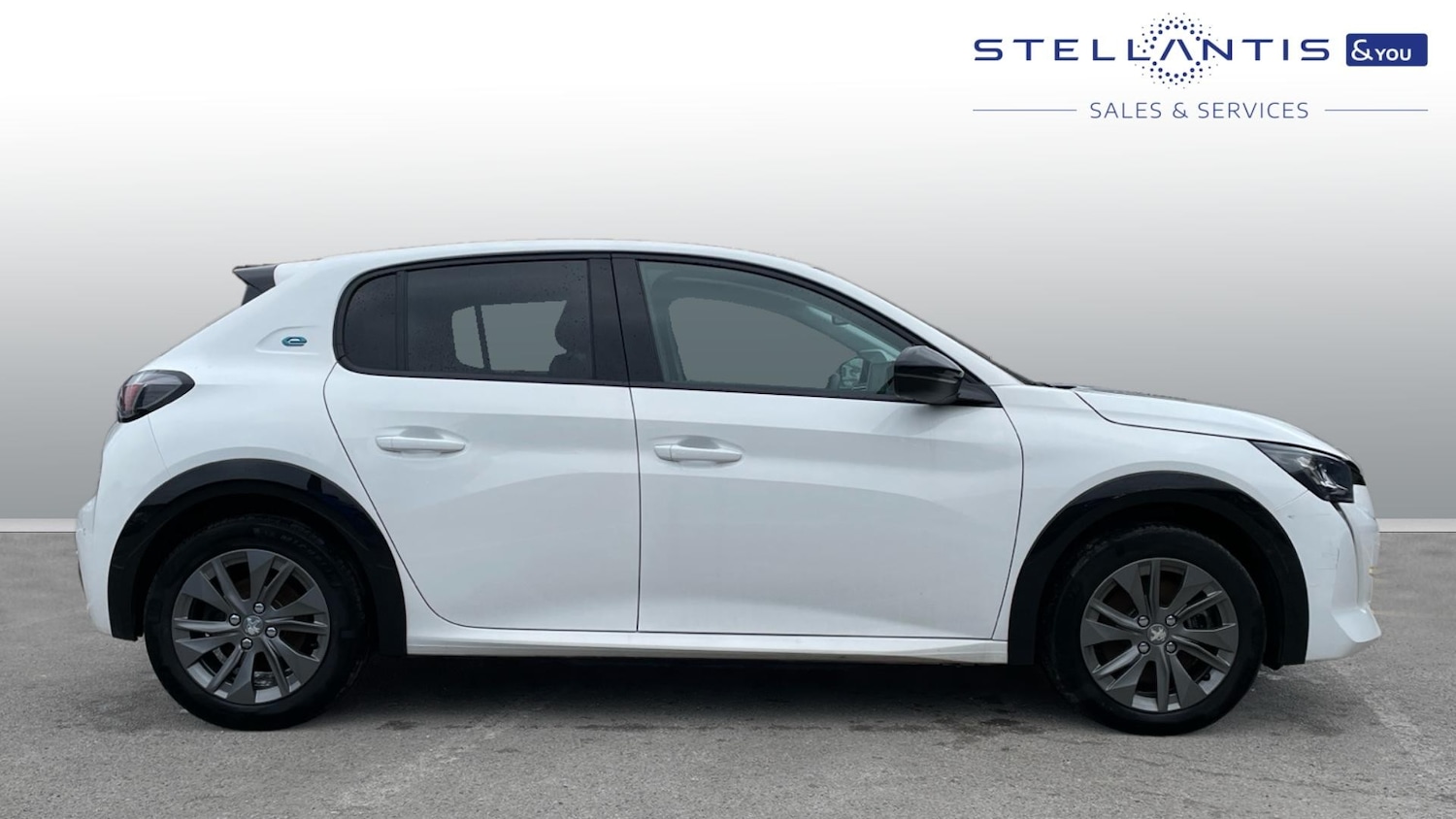 Used Peugeot 208 2024 for sale - 76296651: Photo 2