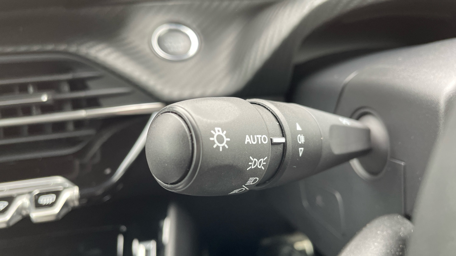 Used Peugeot 208 2024 for sale - 76296651: Photo 27