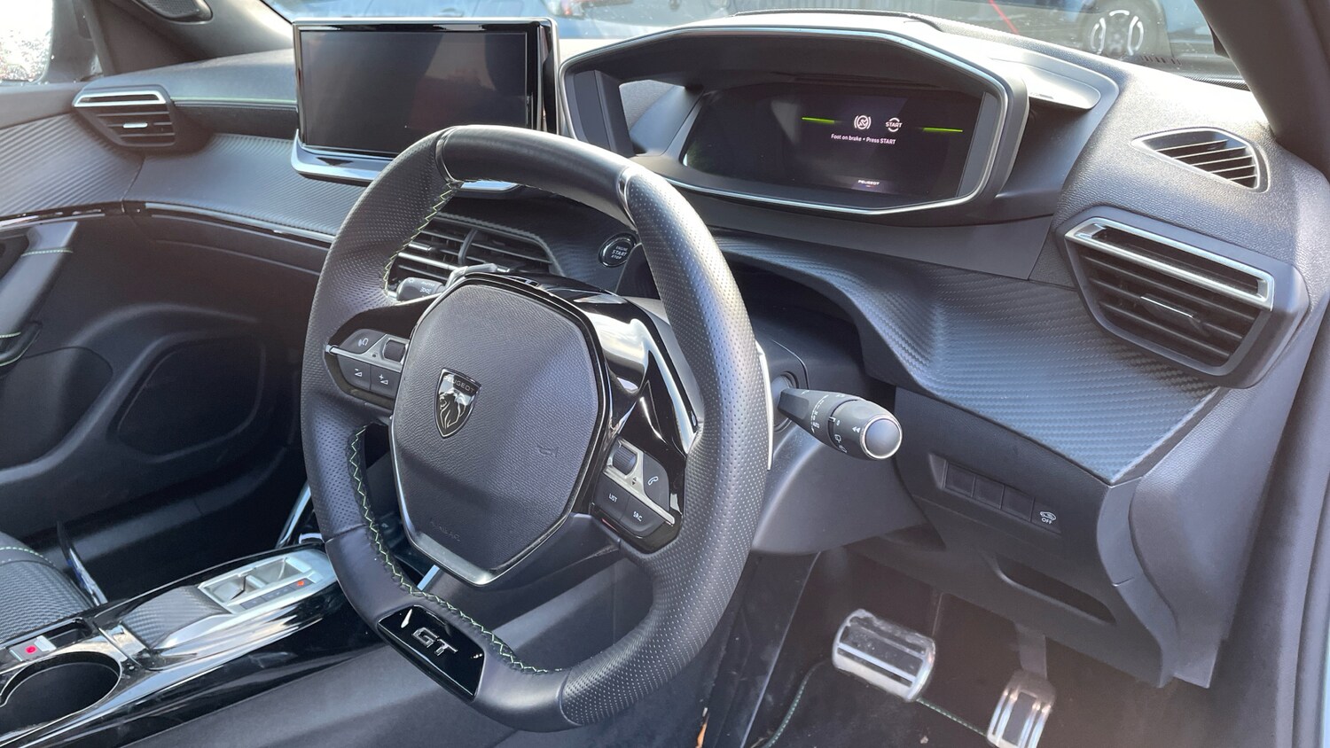 Used Peugeot 2008 2024 for sale - 76803275: Photo 11