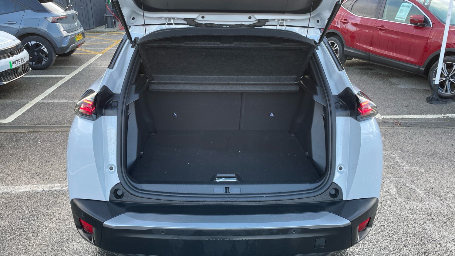 Used Peugeot 2008 2024 for sale - 76803275: Photo 19