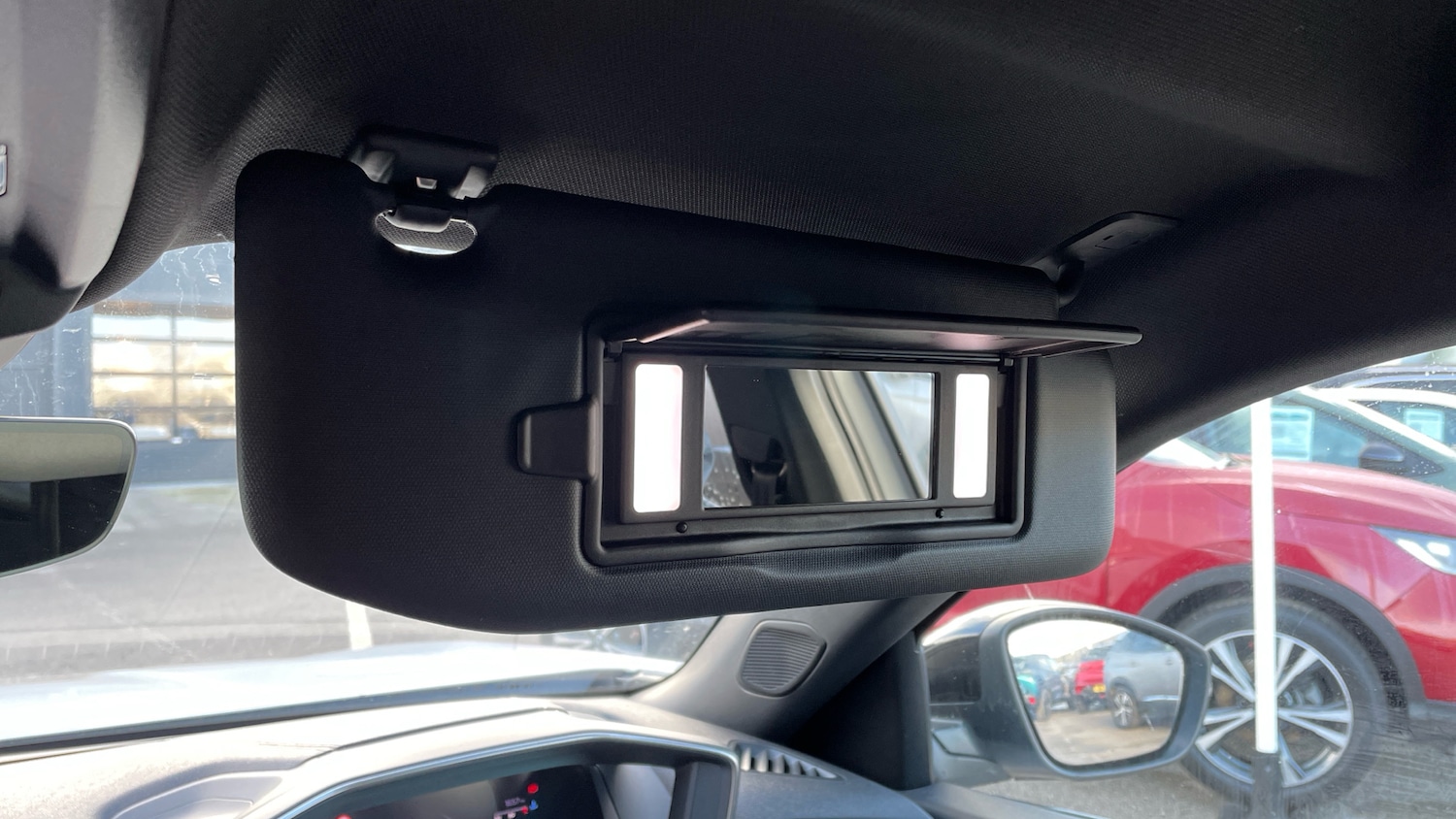 Used Peugeot 2008 2024 for sale - 76803275: Photo 38