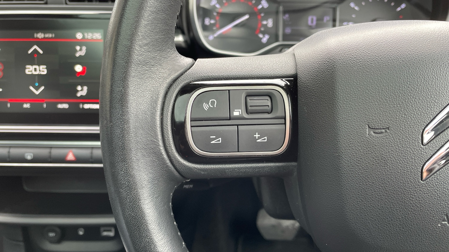 Used Citroen C3 2017 for sale - 76433791: Photo 23