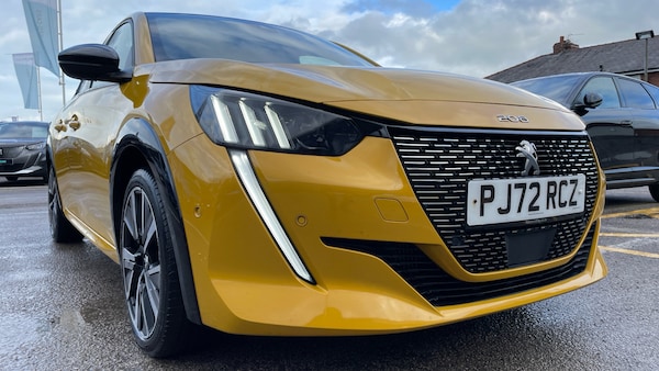 Used Peugeot 208 2022 for sale - 76327640: Photo 15