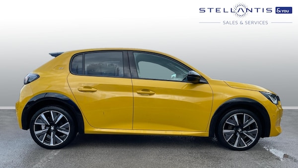 Used Peugeot 208 2022 for sale - 76327640: Photo 2