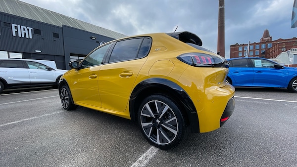 Used Peugeot 208 2022 for sale - 76327640: Photo 5