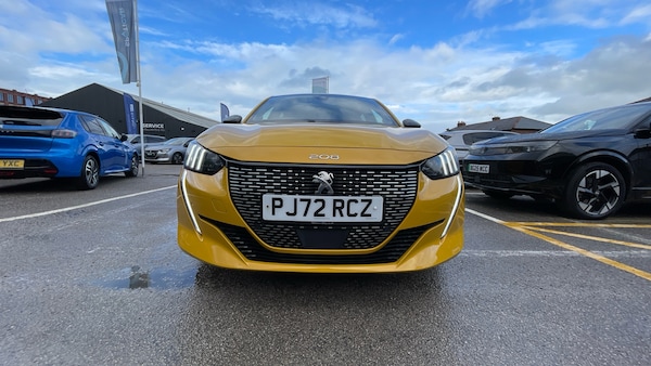 Used Peugeot 208 2022 for sale - 76327640: Photo 8