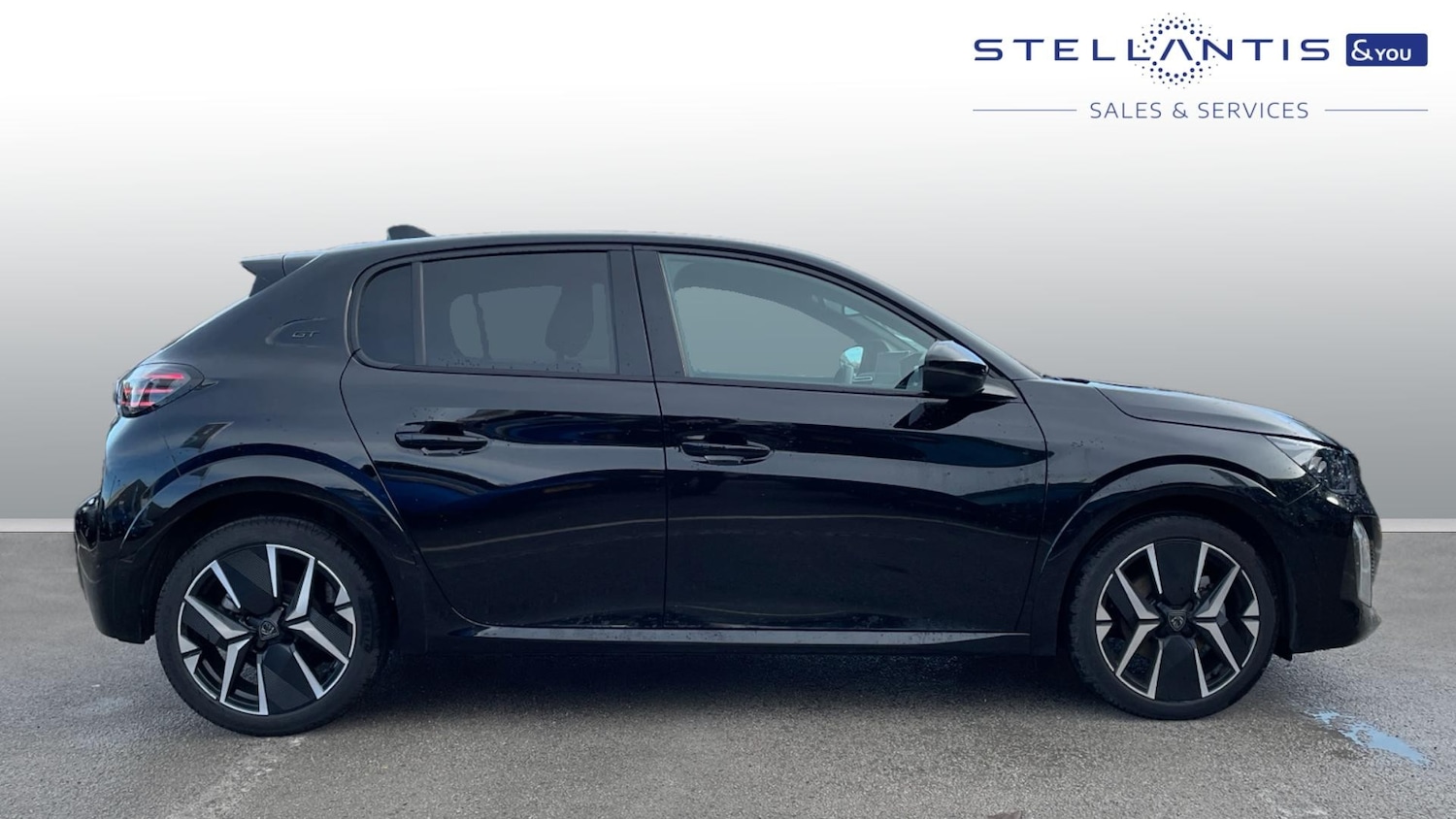 Used Peugeot 208 2024 for sale - 76574410: Photo 2